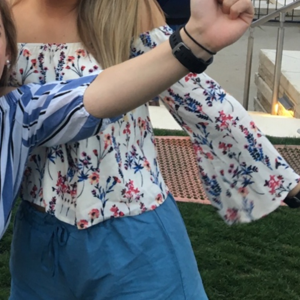 Floral Off-The-Shoulder Cropped Top